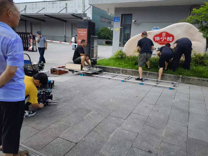 西安区广告片拍摄公司核心优势：全流程服务，让品牌广告片省心更出彩